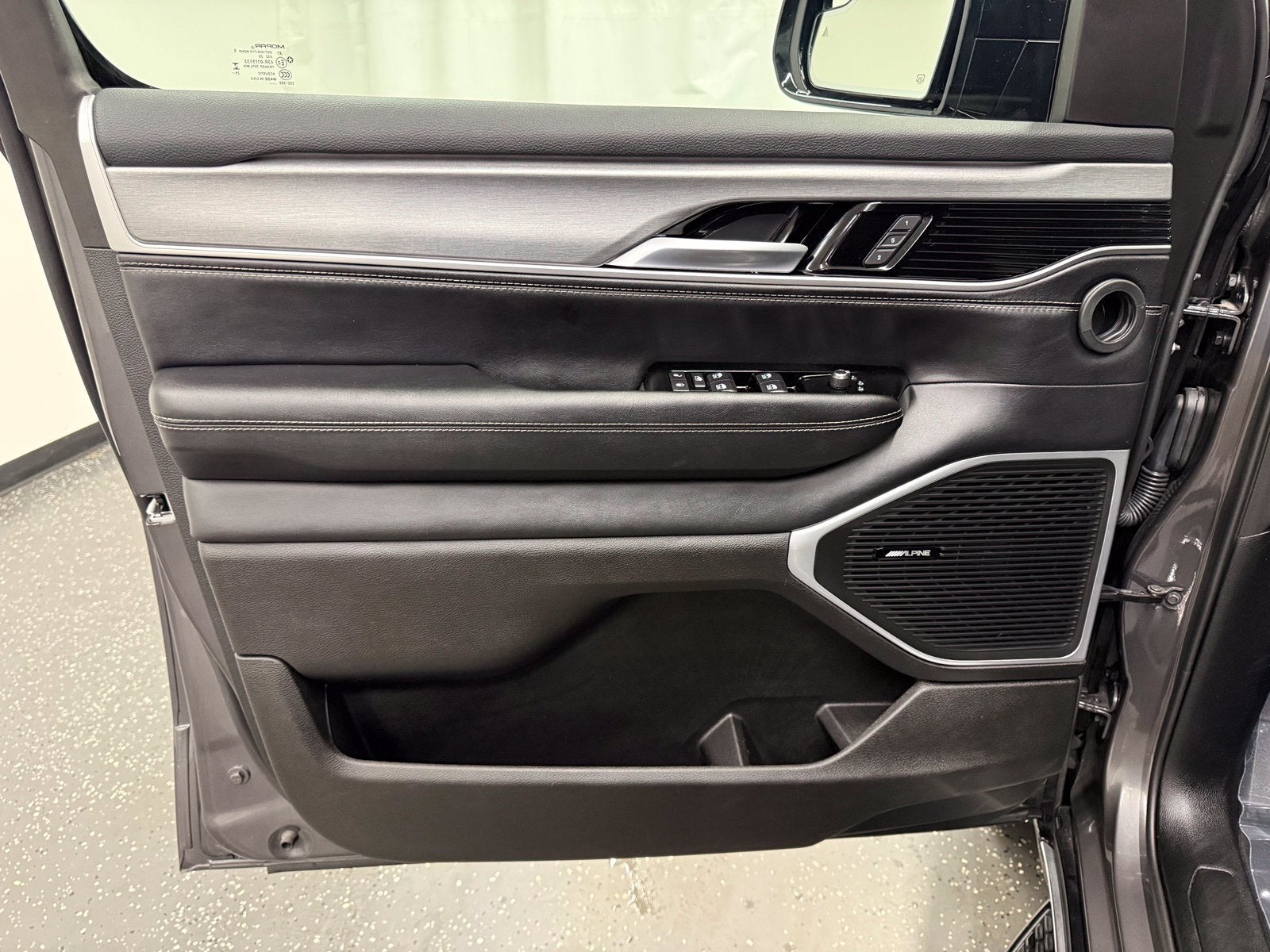 2025 Jeep Wagoneer Series II