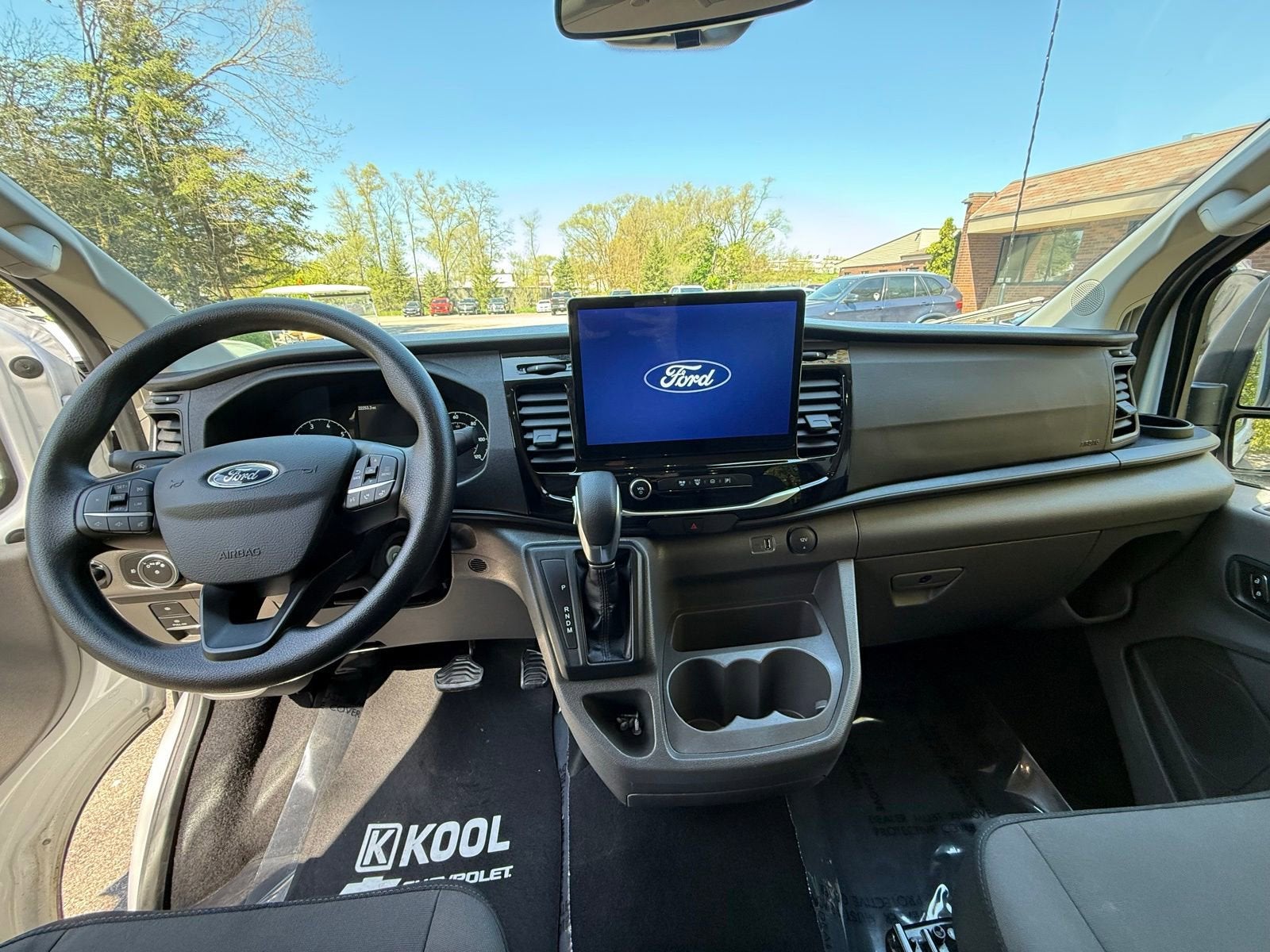 2025 Ford Transit Passenger Wagon XL