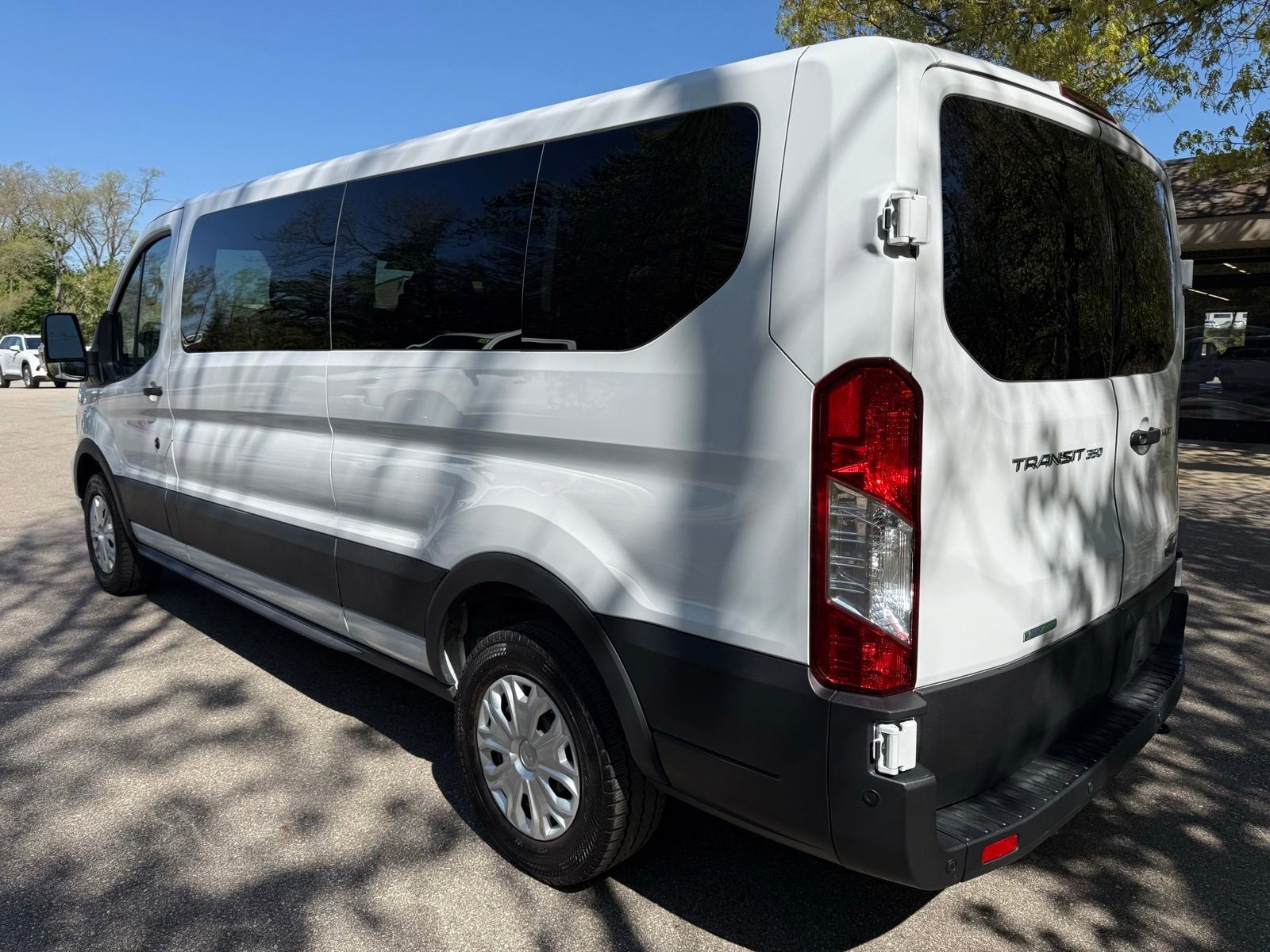 2025 Ford Transit Passenger Wagon XL