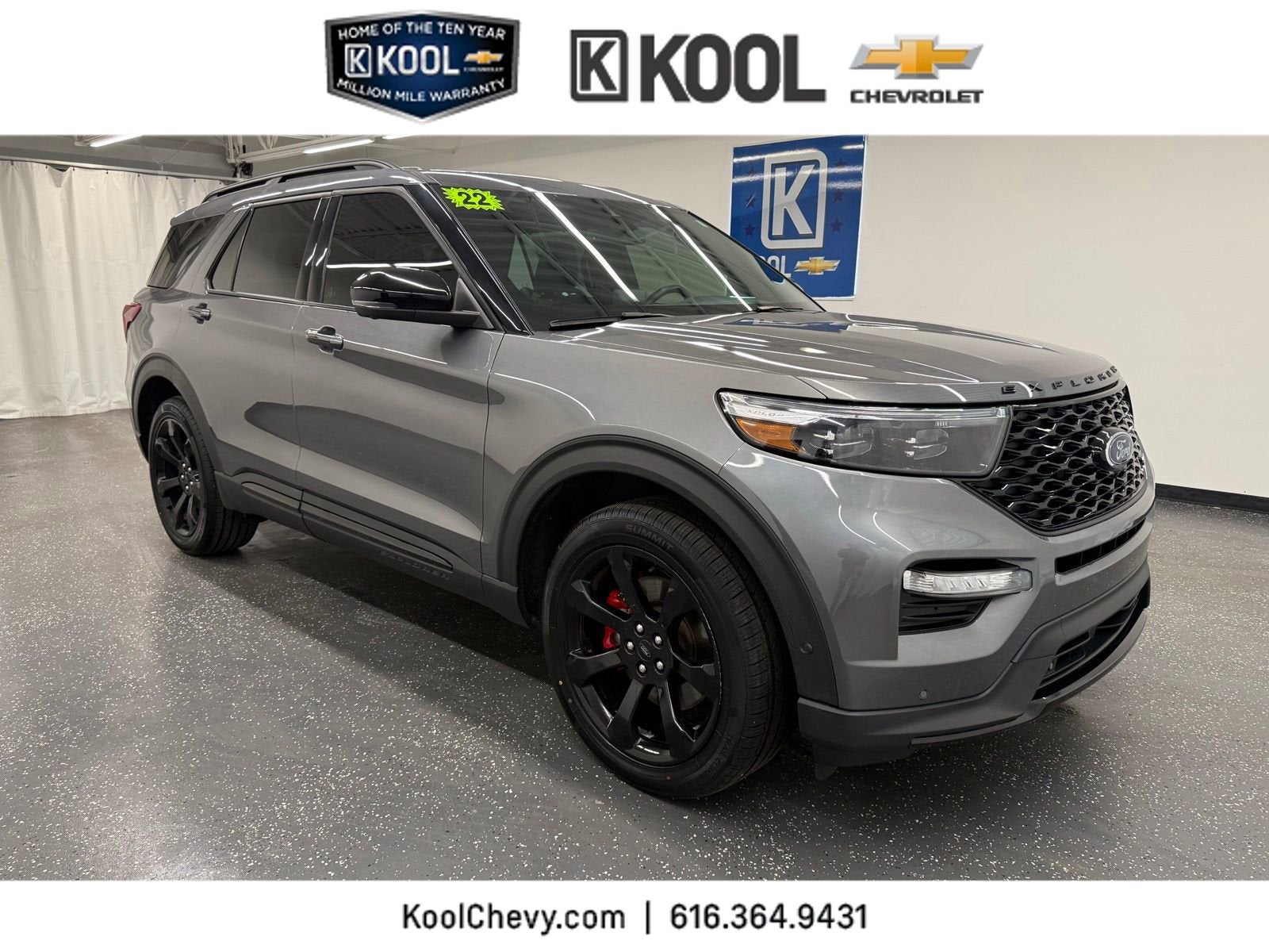 2022 Ford Explorer ST 4WD's photo
