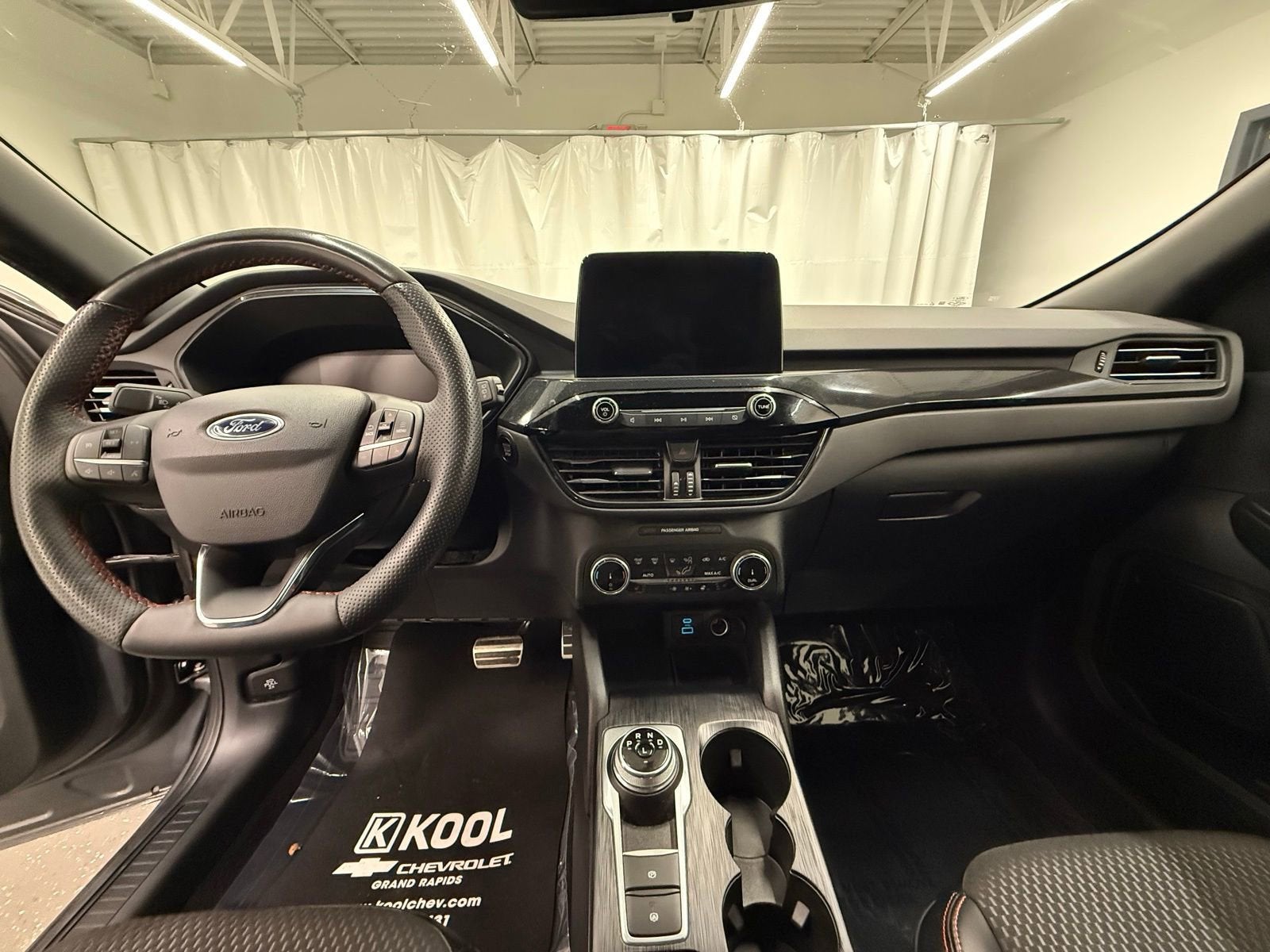 2023 Ford Escape ST-Line Select