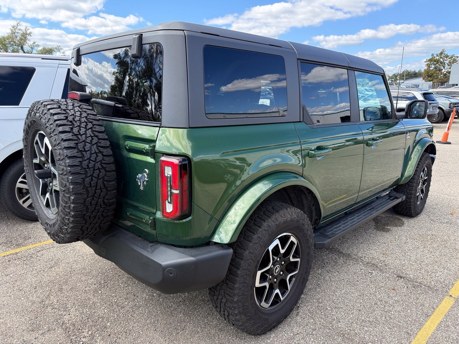 2023 Ford Bronco Base