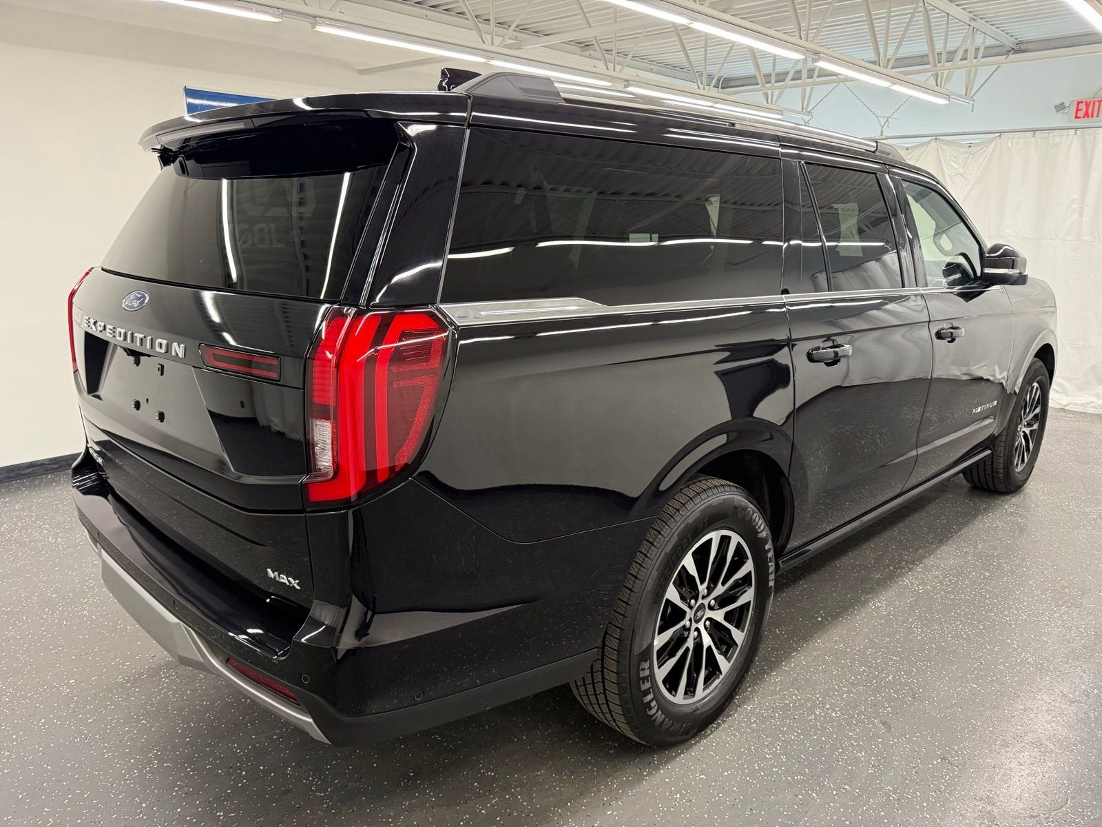 2025 Ford Expedition Max Platinum