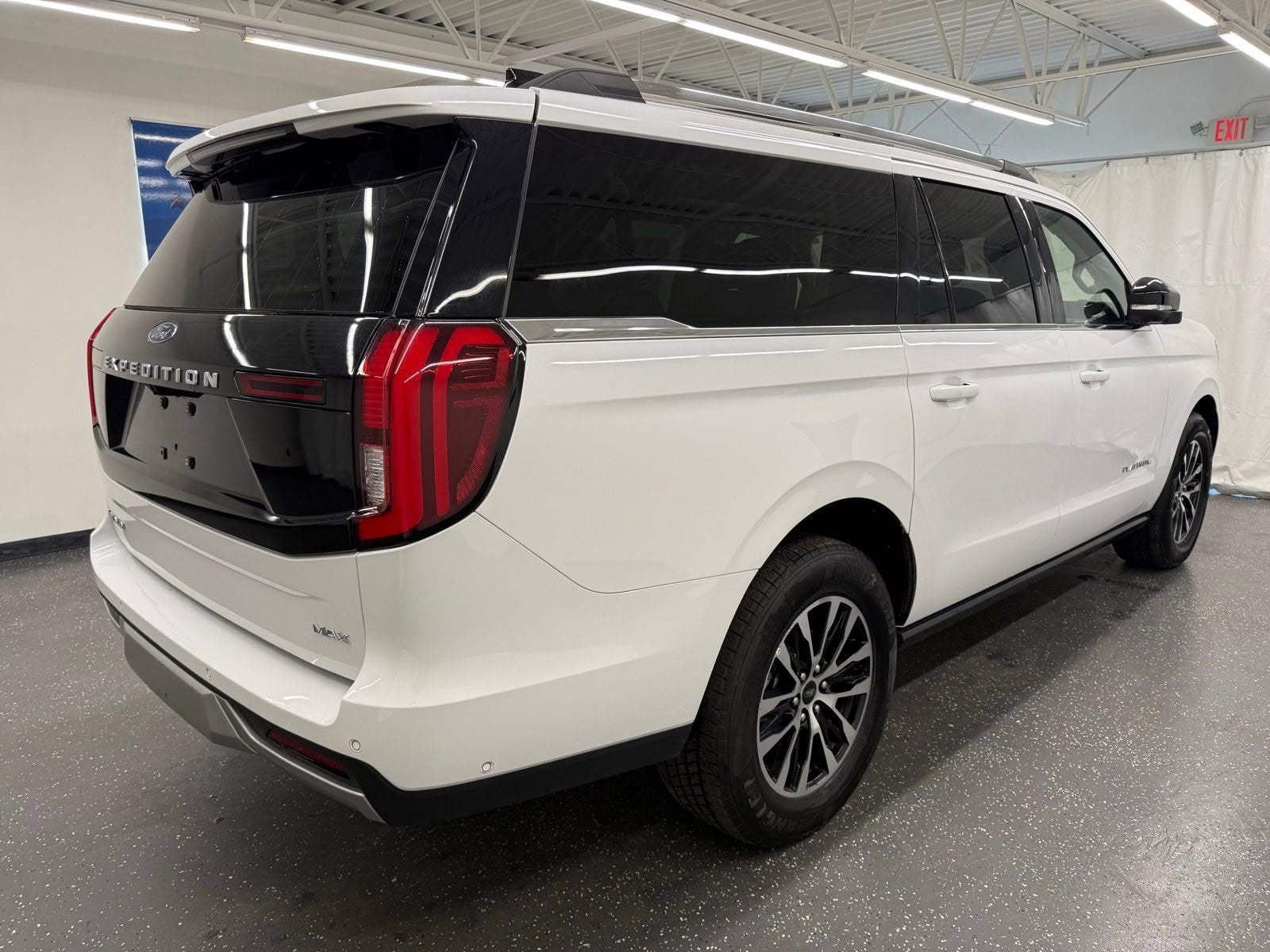 2025 Ford Expedition Max Platinum