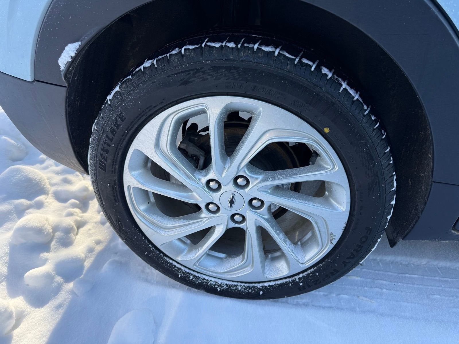 2023 Chevrolet Bolt EUV LT