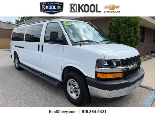 2025 Chevrolet Express Passenger 1LT
