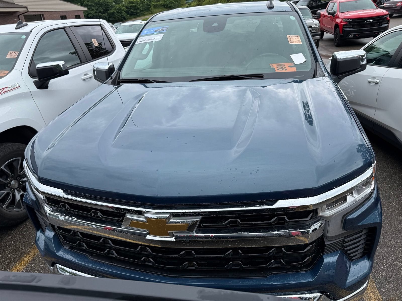 2024 Chevrolet Silverado 1500 LT (2FL)