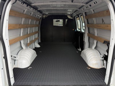 2024 Chevrolet Express Cargo 2500 WT