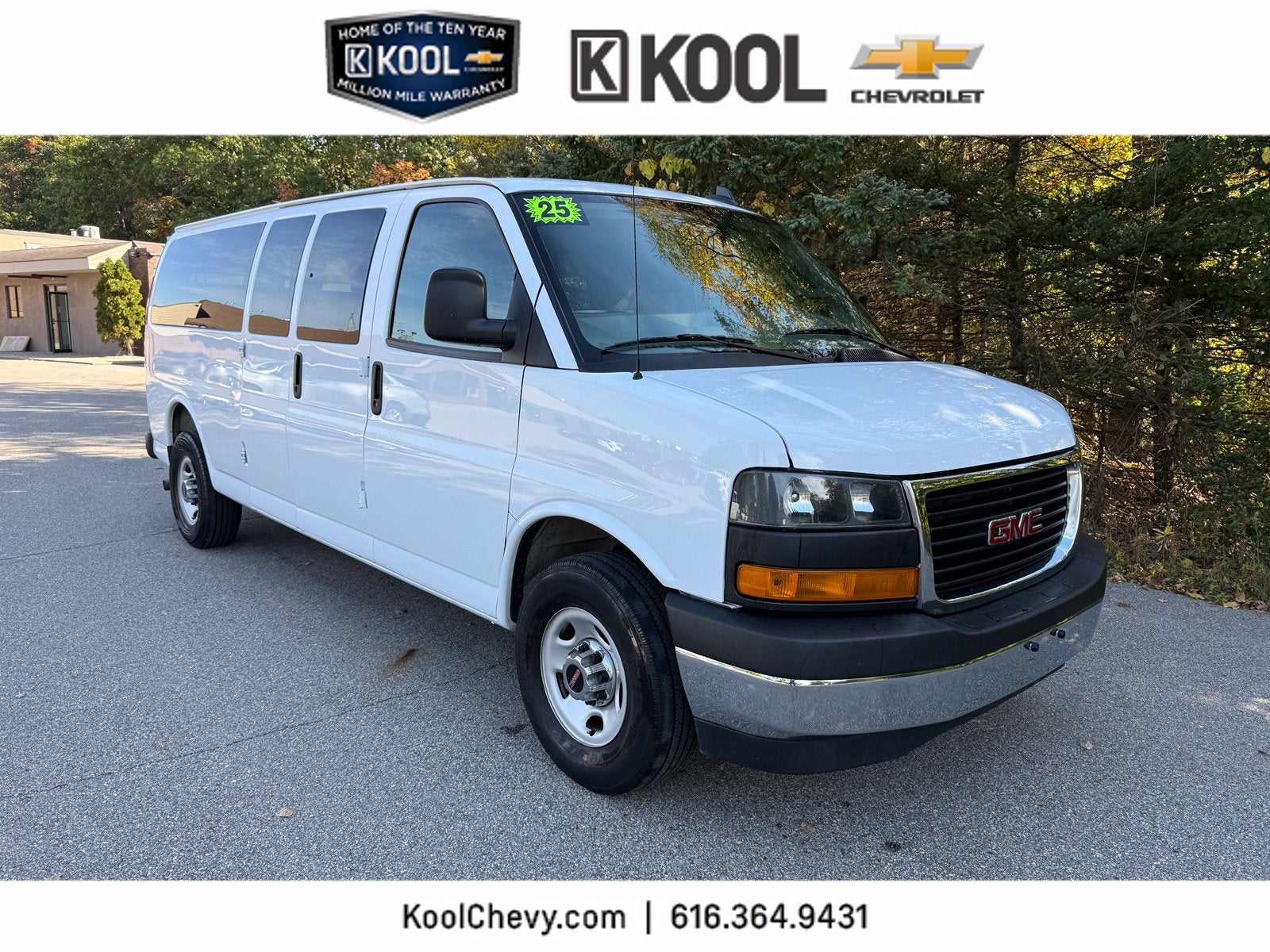 2025 GMC Savana Passenger
