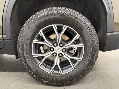 2024 GMC Acadia AT4