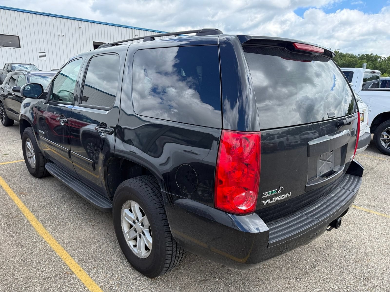2010 GMC Yukon SLE