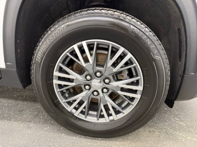 2024 Chevrolet Traverse LS