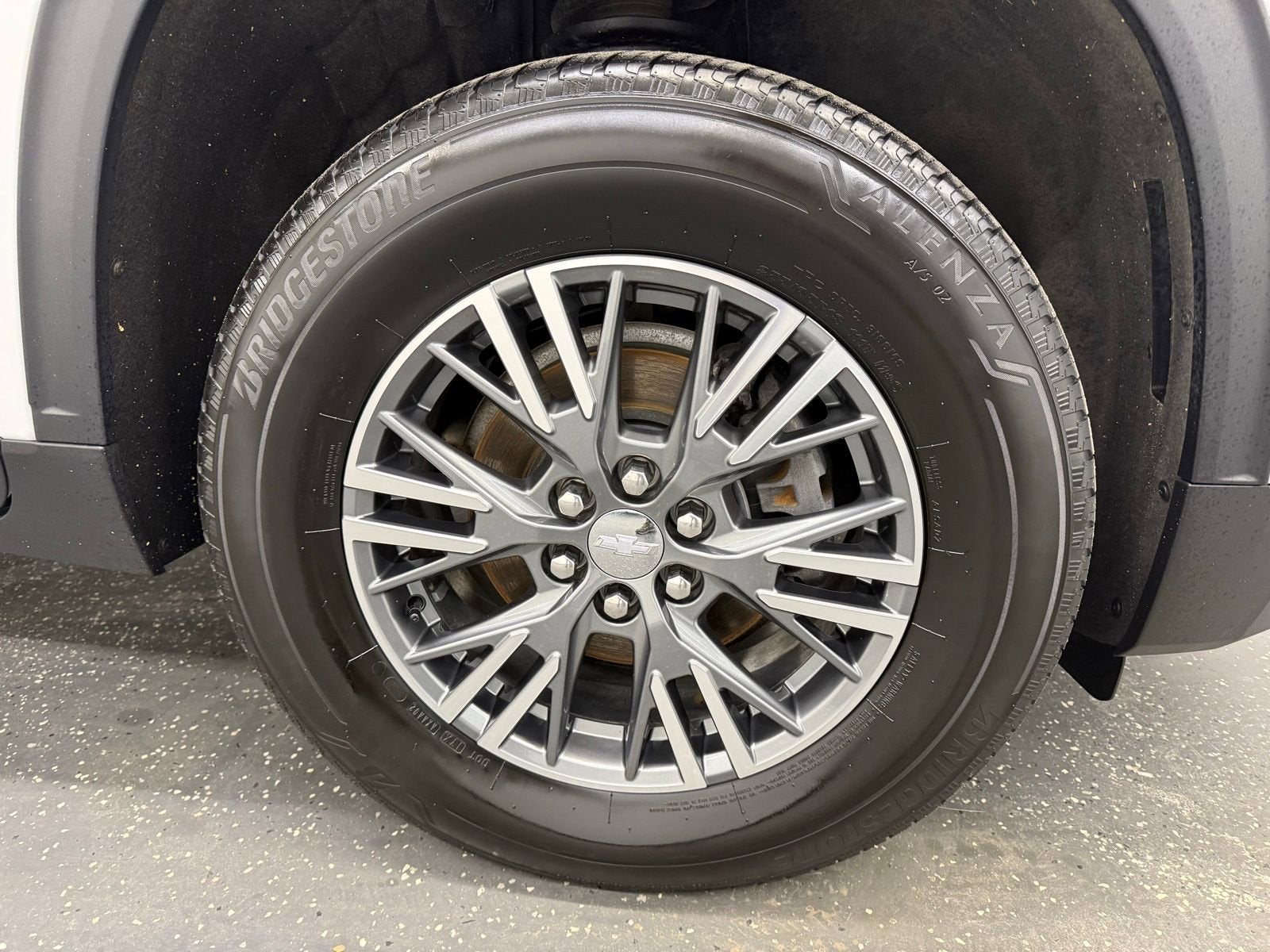 2024 Chevrolet Traverse LS