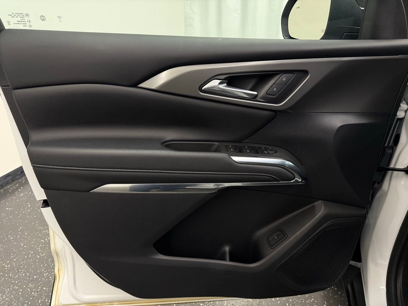 2024 Chevrolet Traverse LS