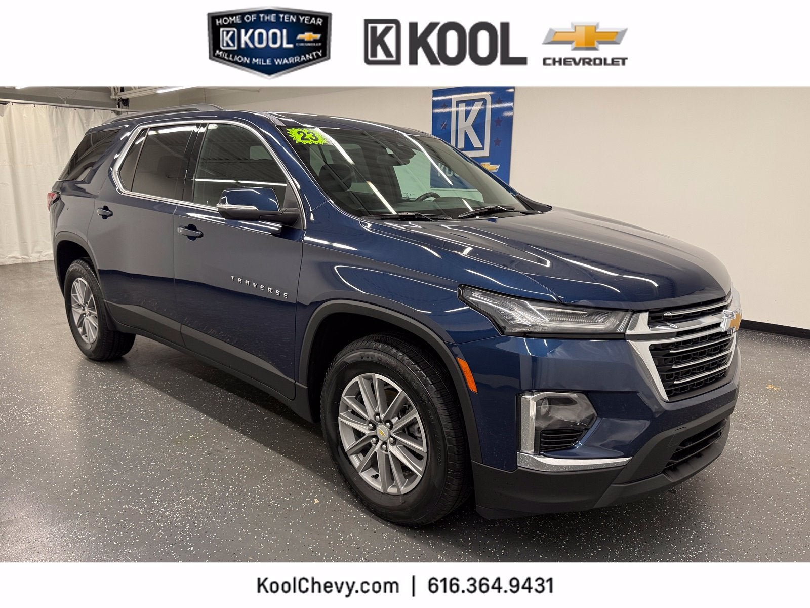 2023 Chevrolet Traverse LT Cloth