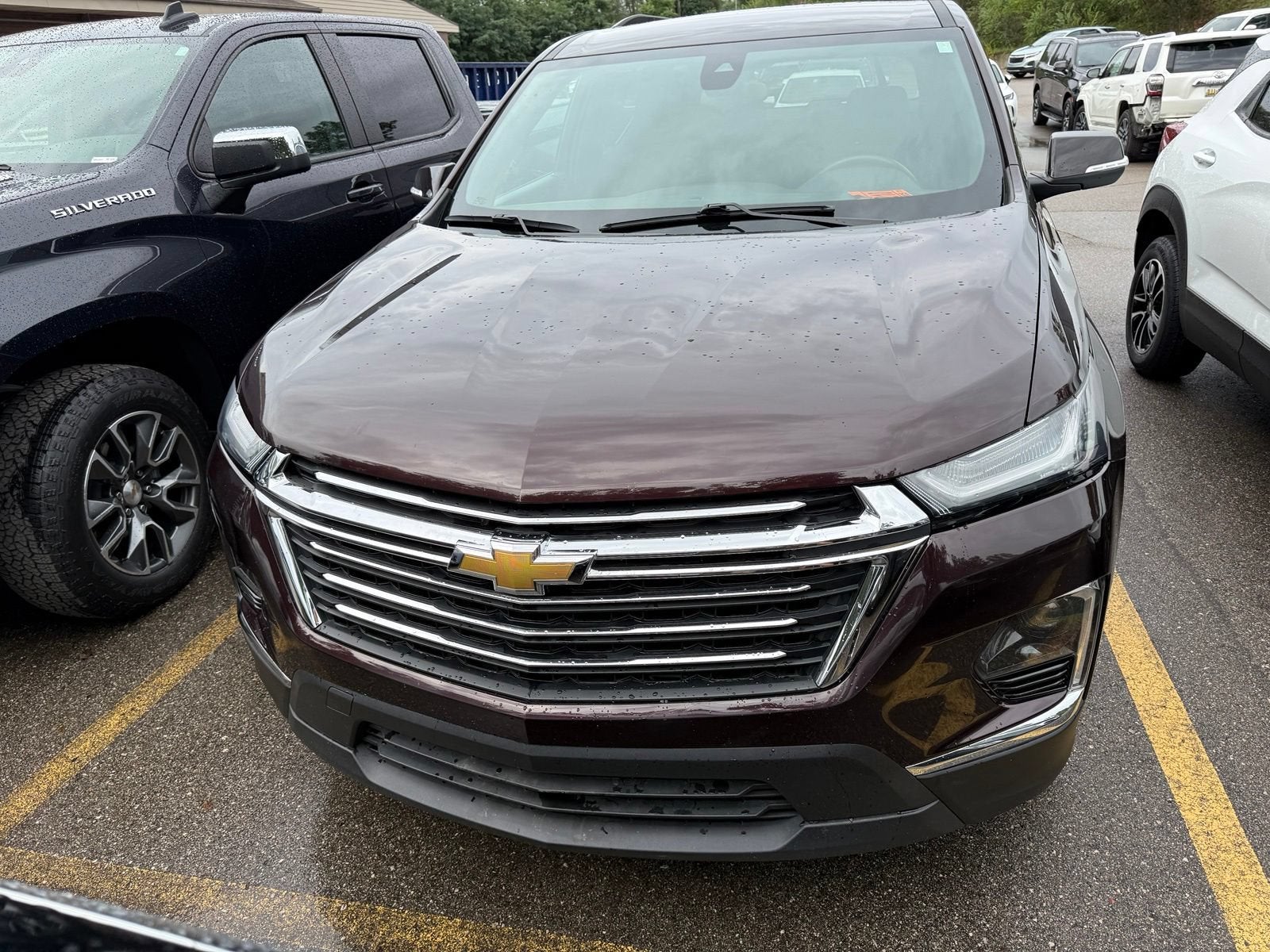 2023 Chevrolet Traverse LT Cloth