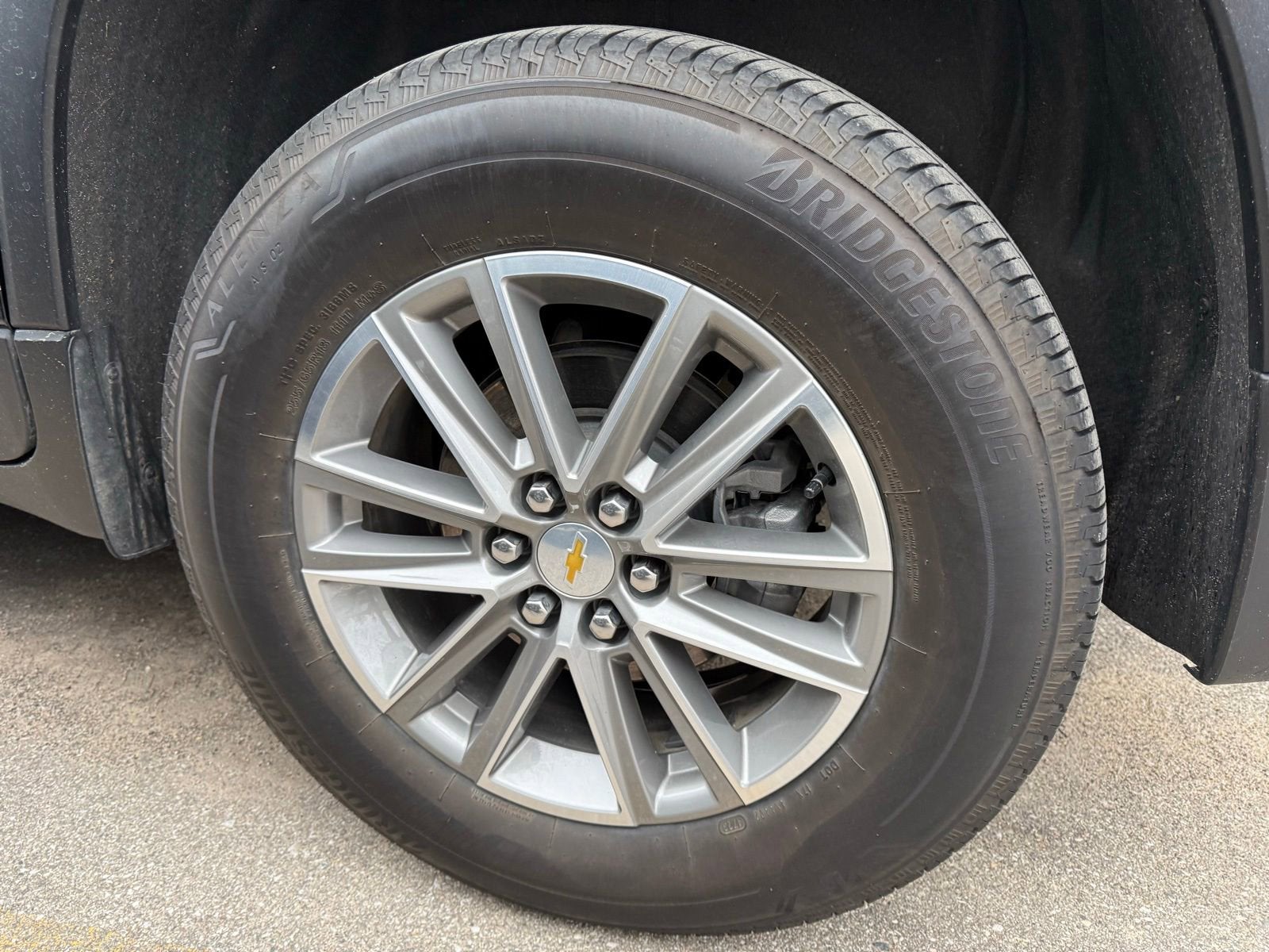 2024 Chevrolet Traverse Limited LT Cloth