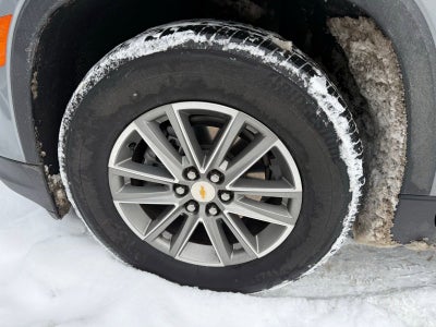 2024 Chevrolet Traverse Limited LT Cloth