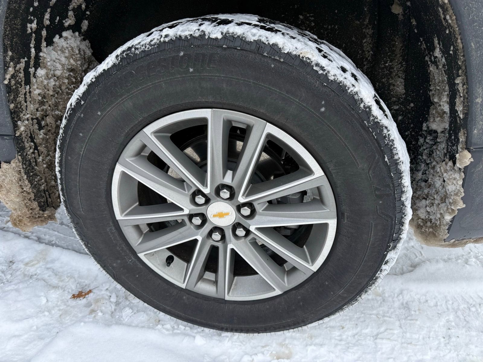 2024 Chevrolet Traverse Limited LT Cloth