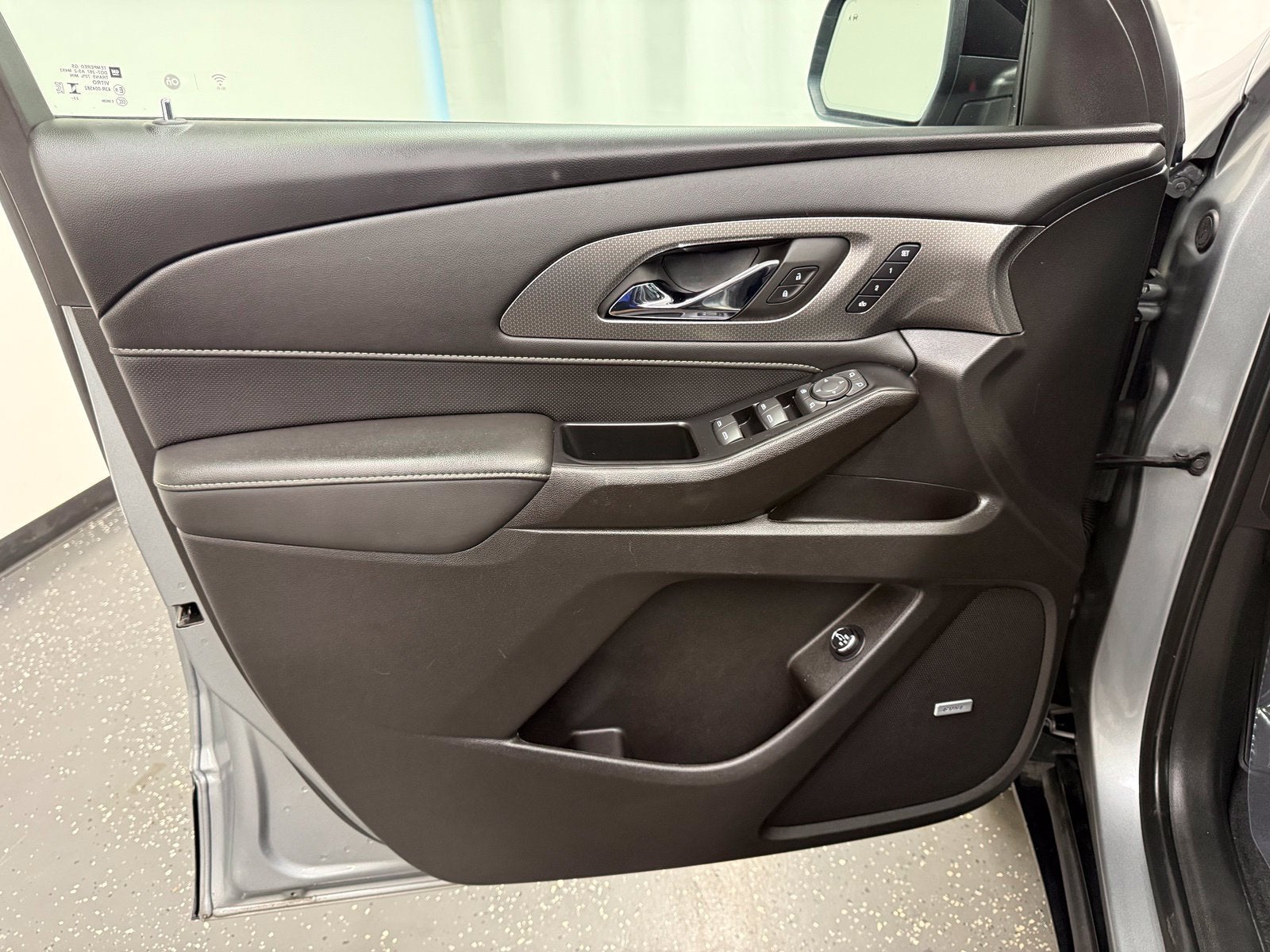 2024 Chevrolet Traverse Limited Premier