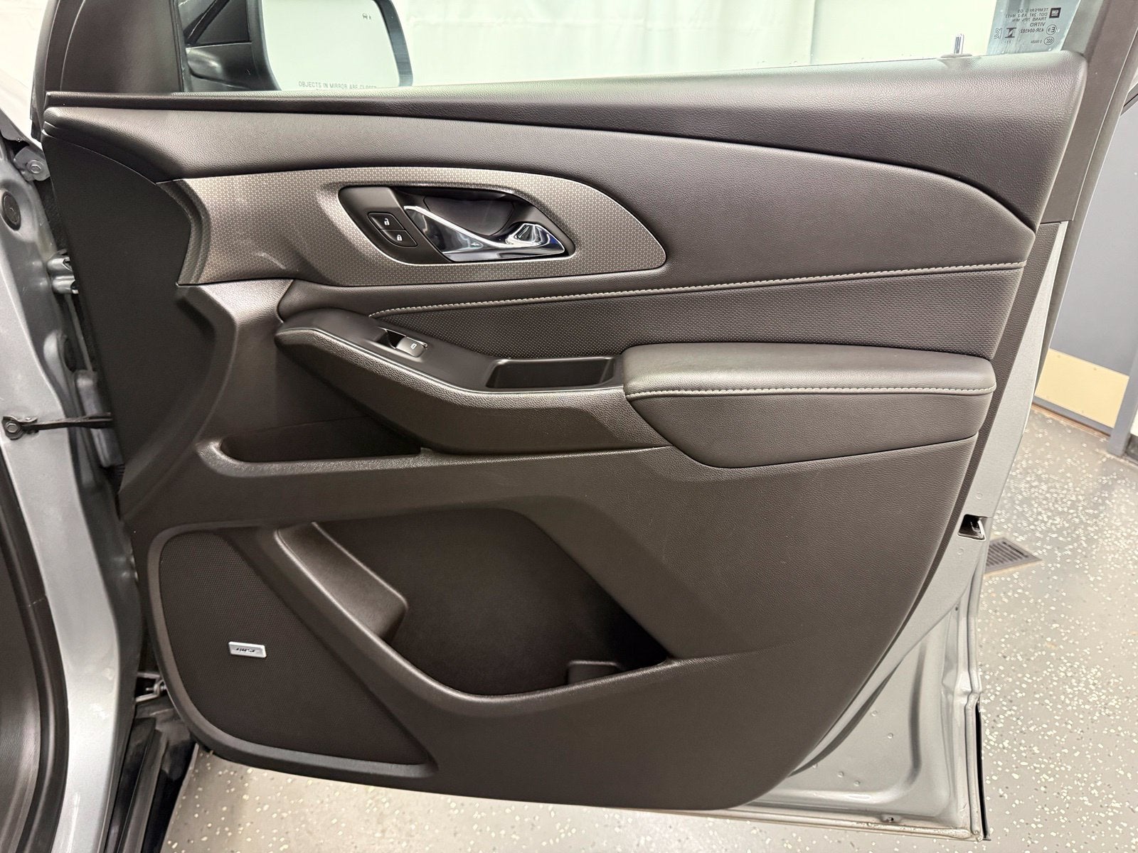 2024 Chevrolet Traverse Limited Premier
