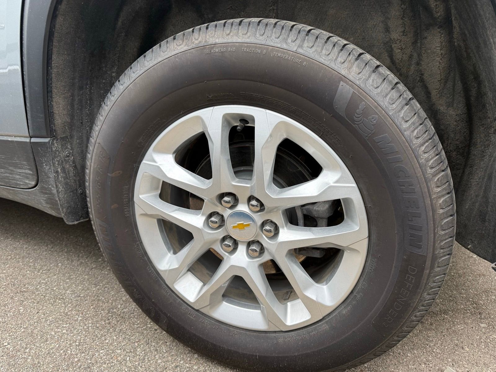 2023 Chevrolet Traverse LS