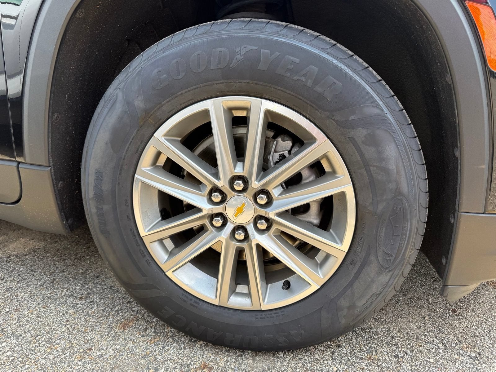 2022 Chevrolet Traverse LT Cloth