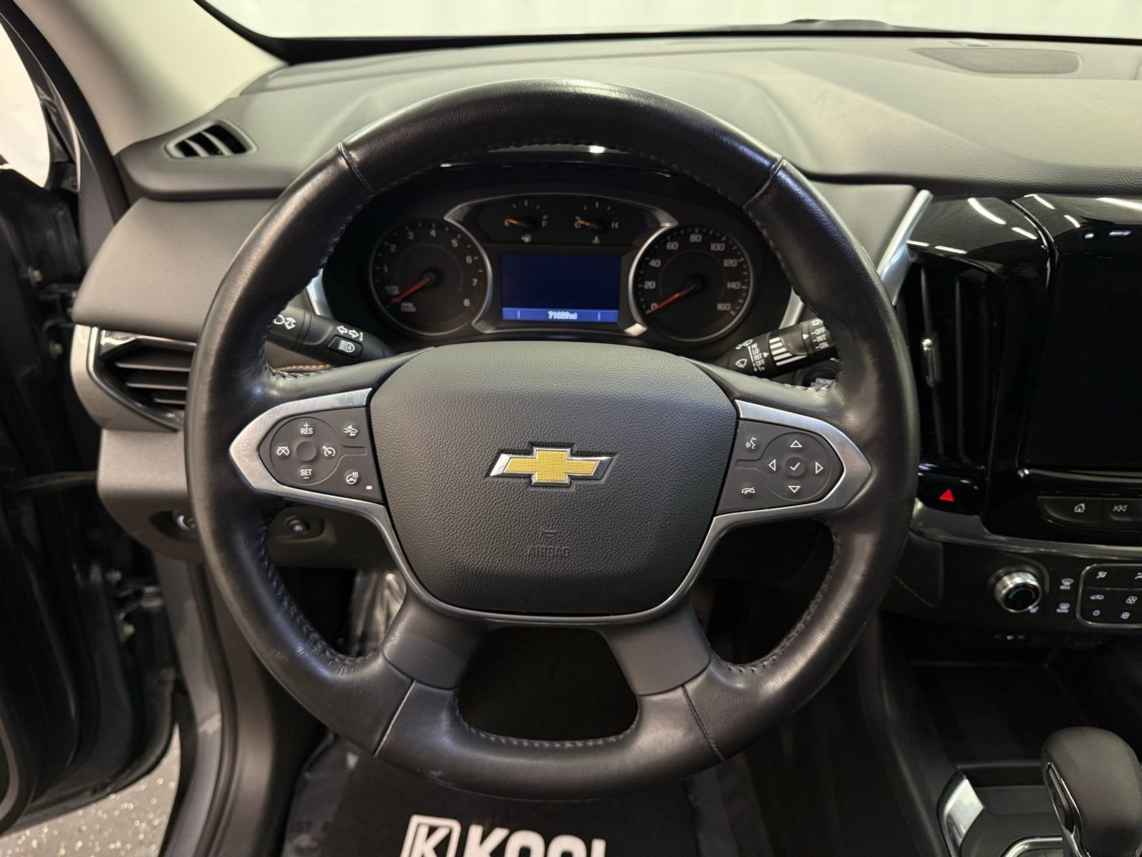 2021 Chevrolet Traverse LT Cloth