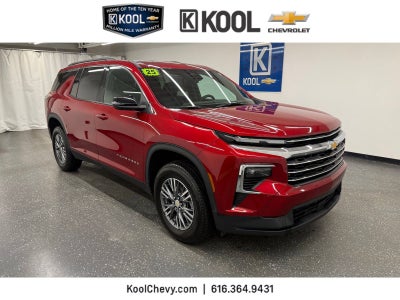 2025 Chevrolet Traverse LT