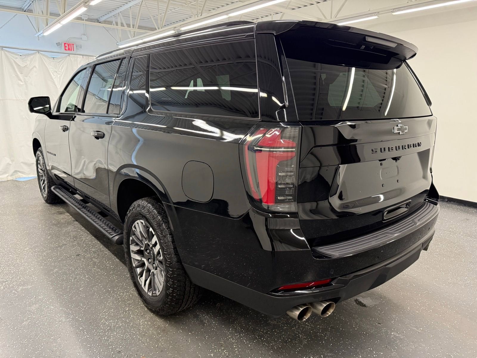 2025 Chevrolet Suburban Z71