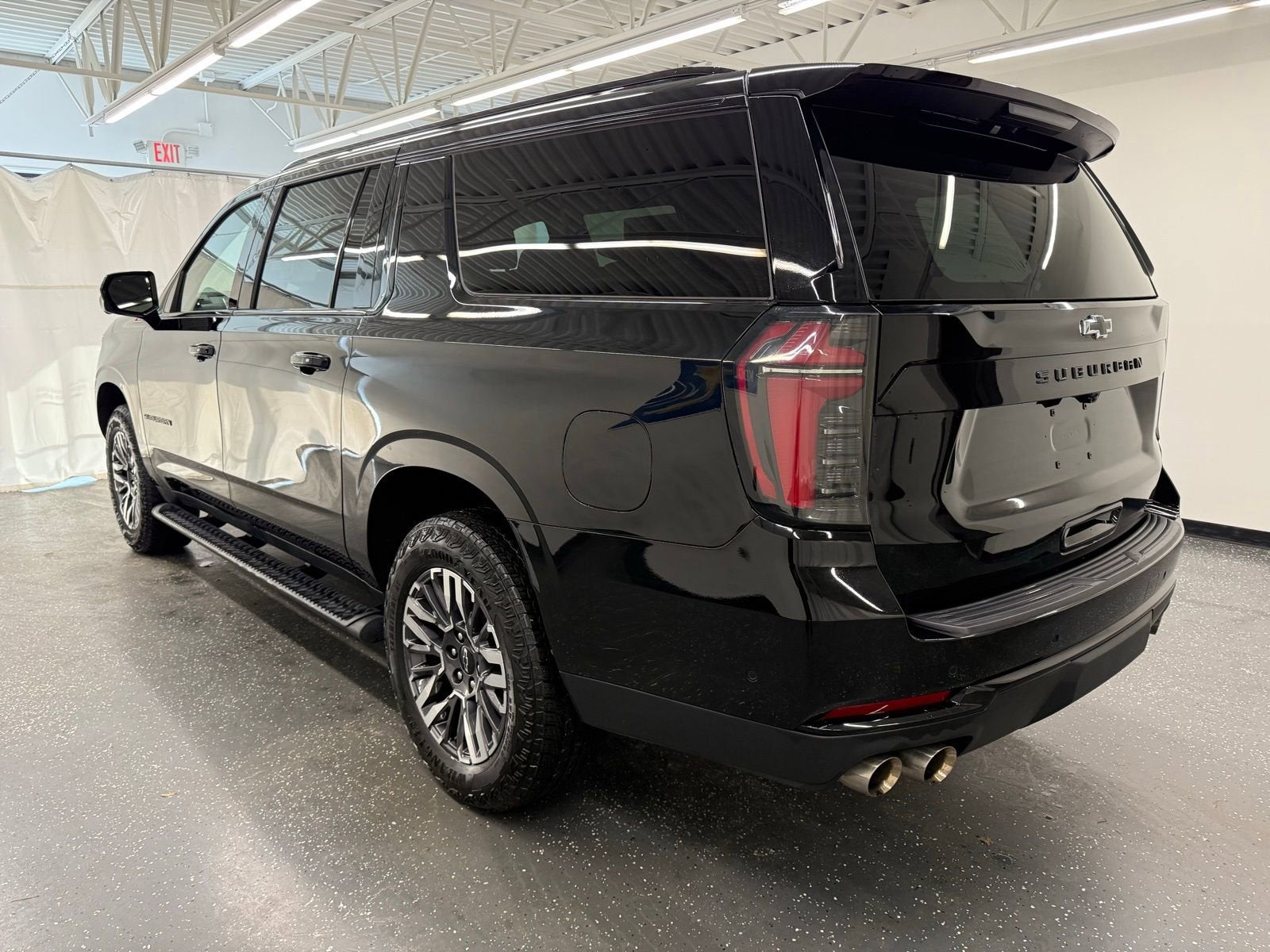 2025 Chevrolet Suburban Z71