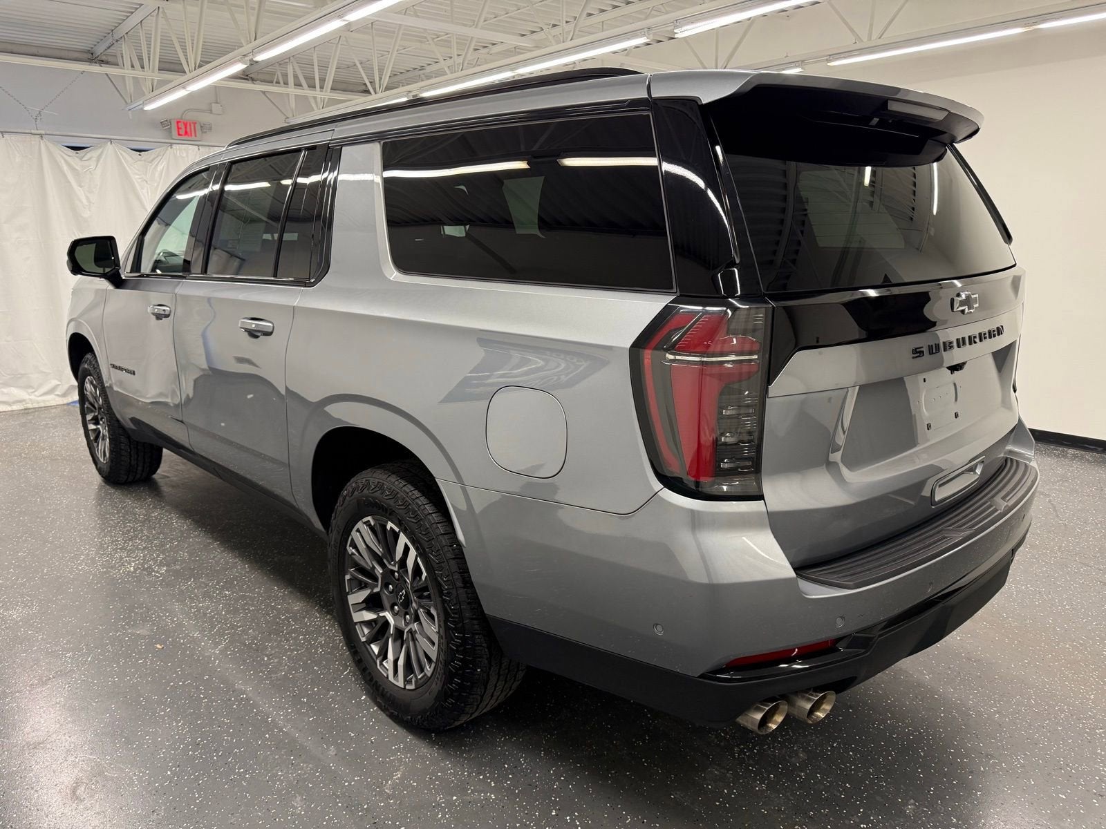 2025 Chevrolet Suburban Z71