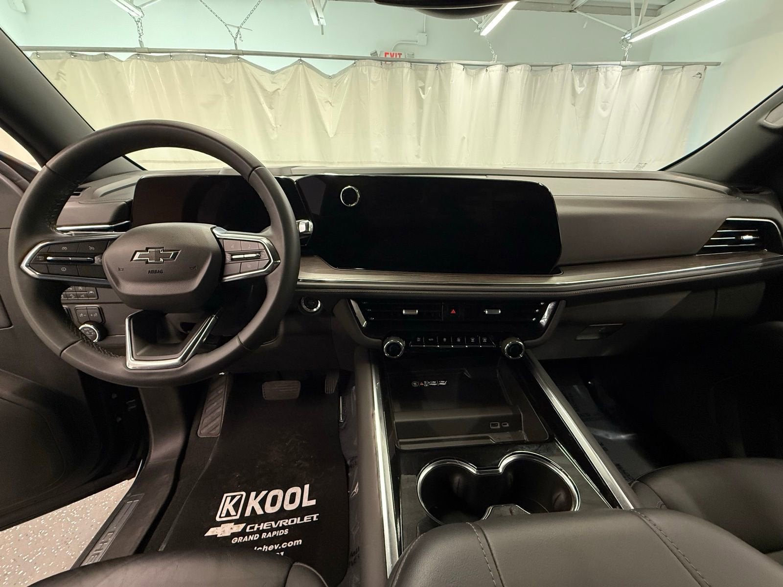 2025 Chevrolet Suburban Z71