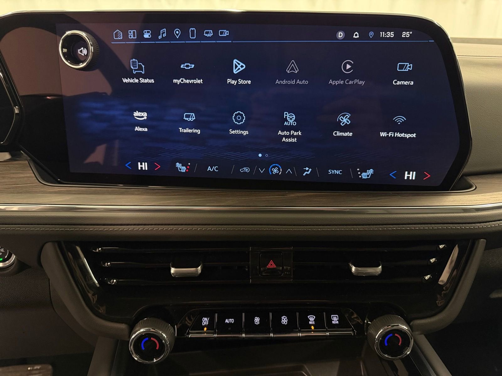 2025 Chevrolet Tahoe LT