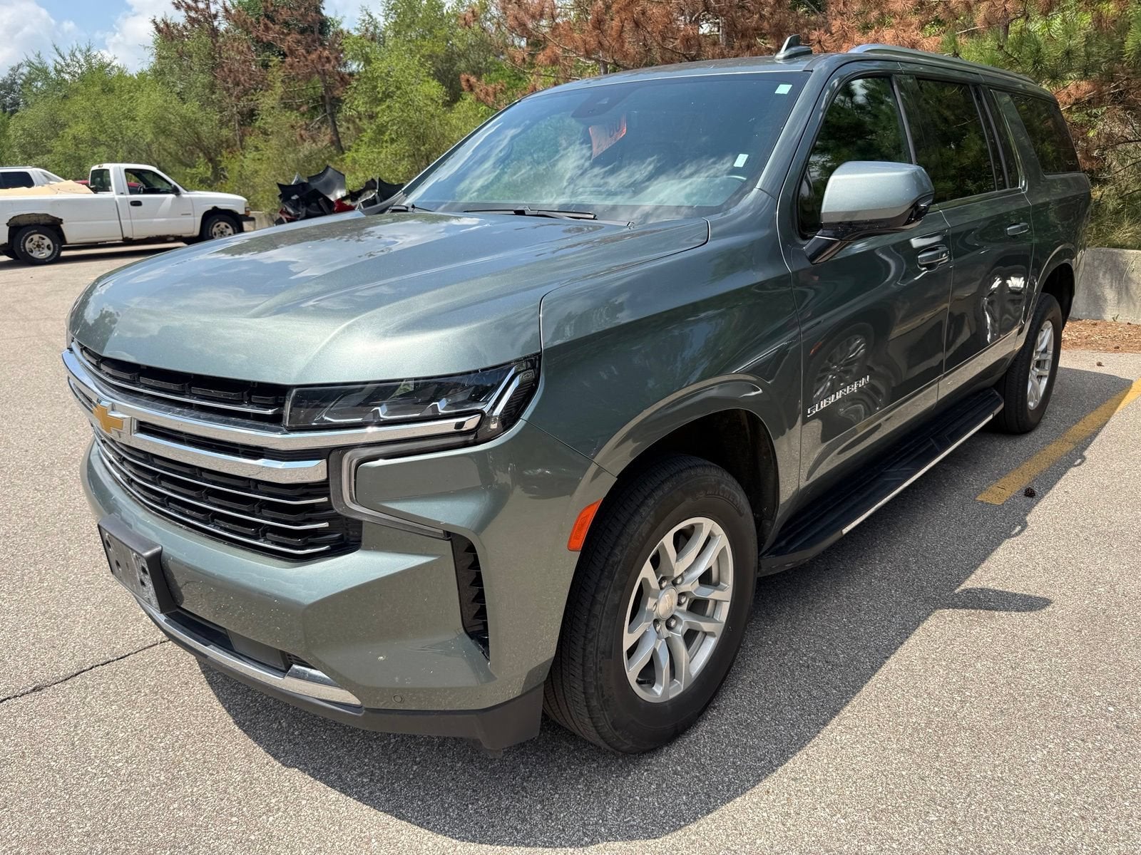2024 Chevrolet Suburban LT