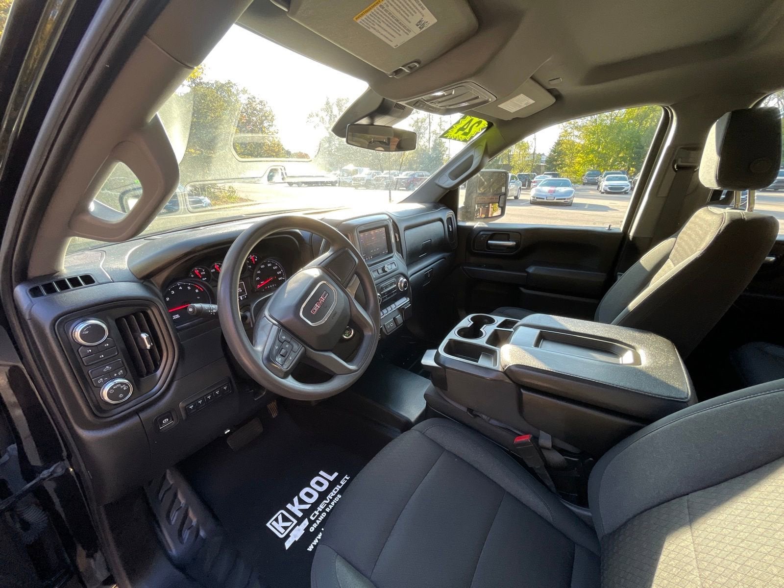 2024 GMC Sierra 2500 HD Pro