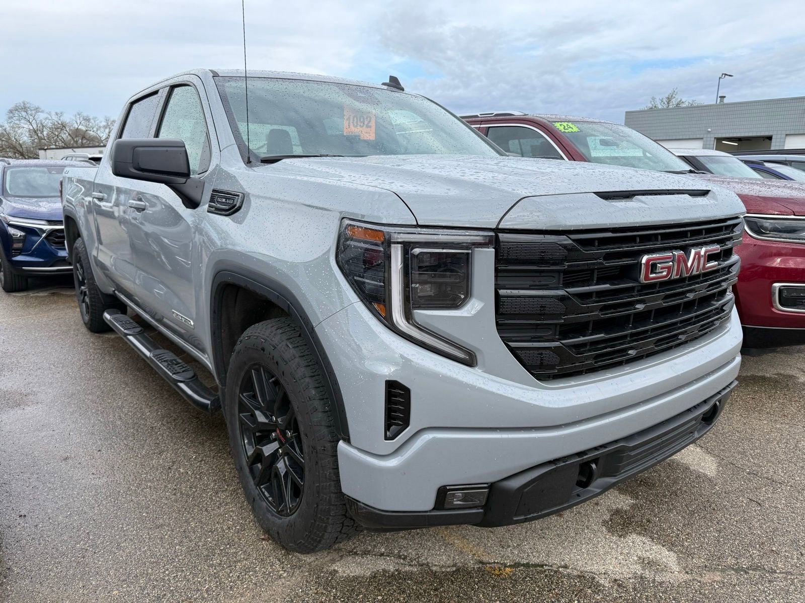 2024 GMC Sierra 1500 Elevation
