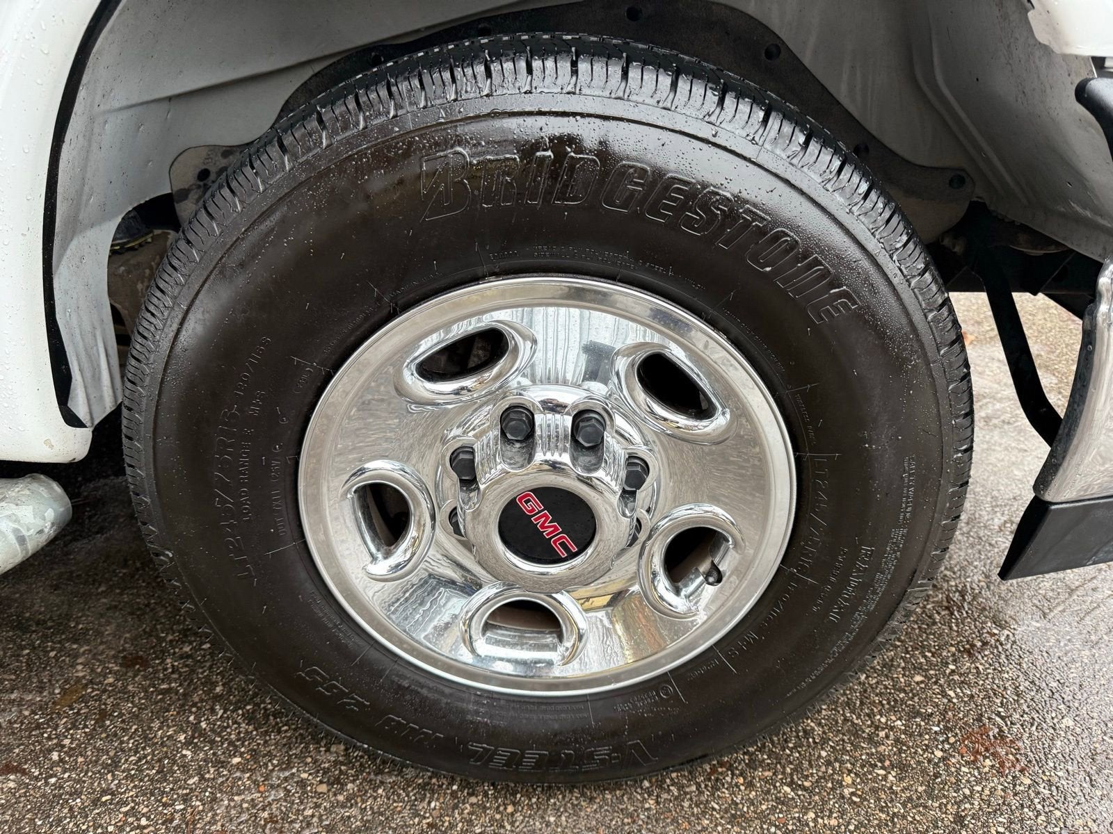 2023 GMC Savana Cargo 2500 Work Van