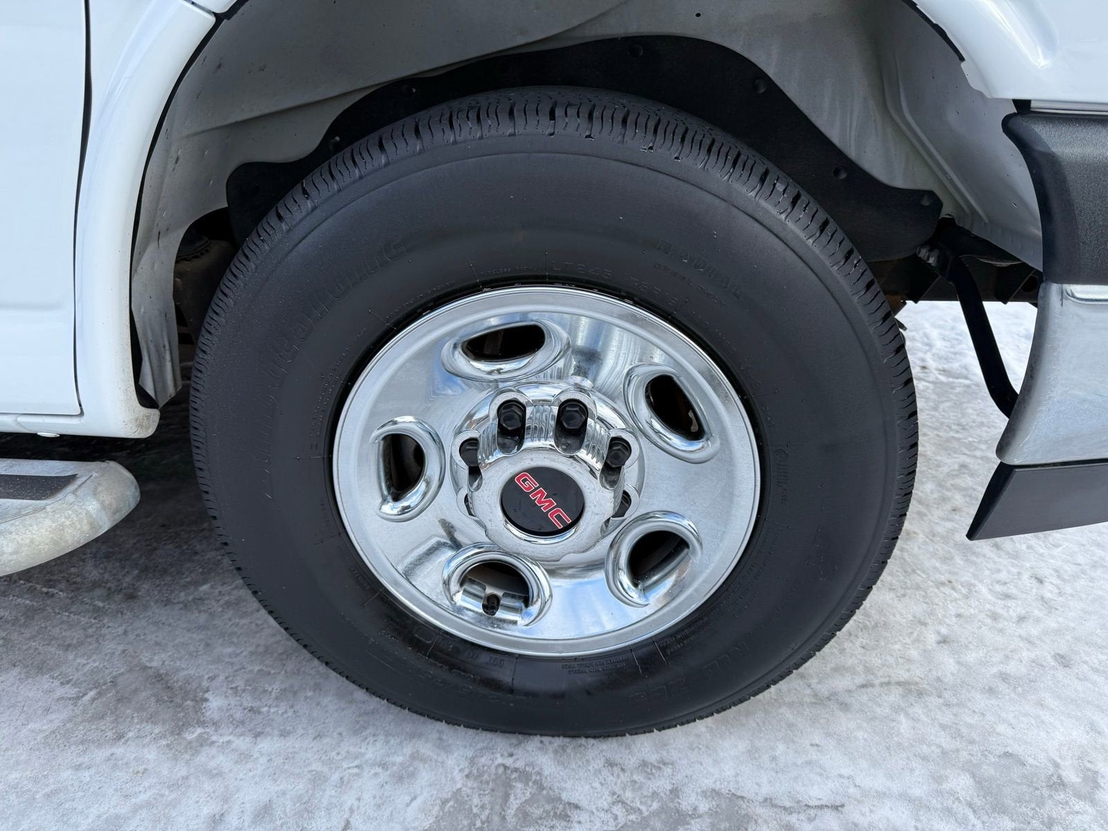 2023 GMC Savana Cargo 2500 Work Van