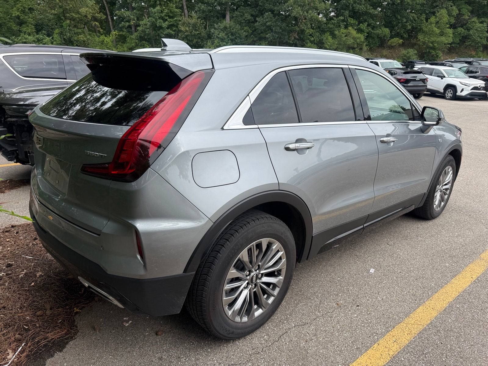 2024 Cadillac XT4 Premium Luxury