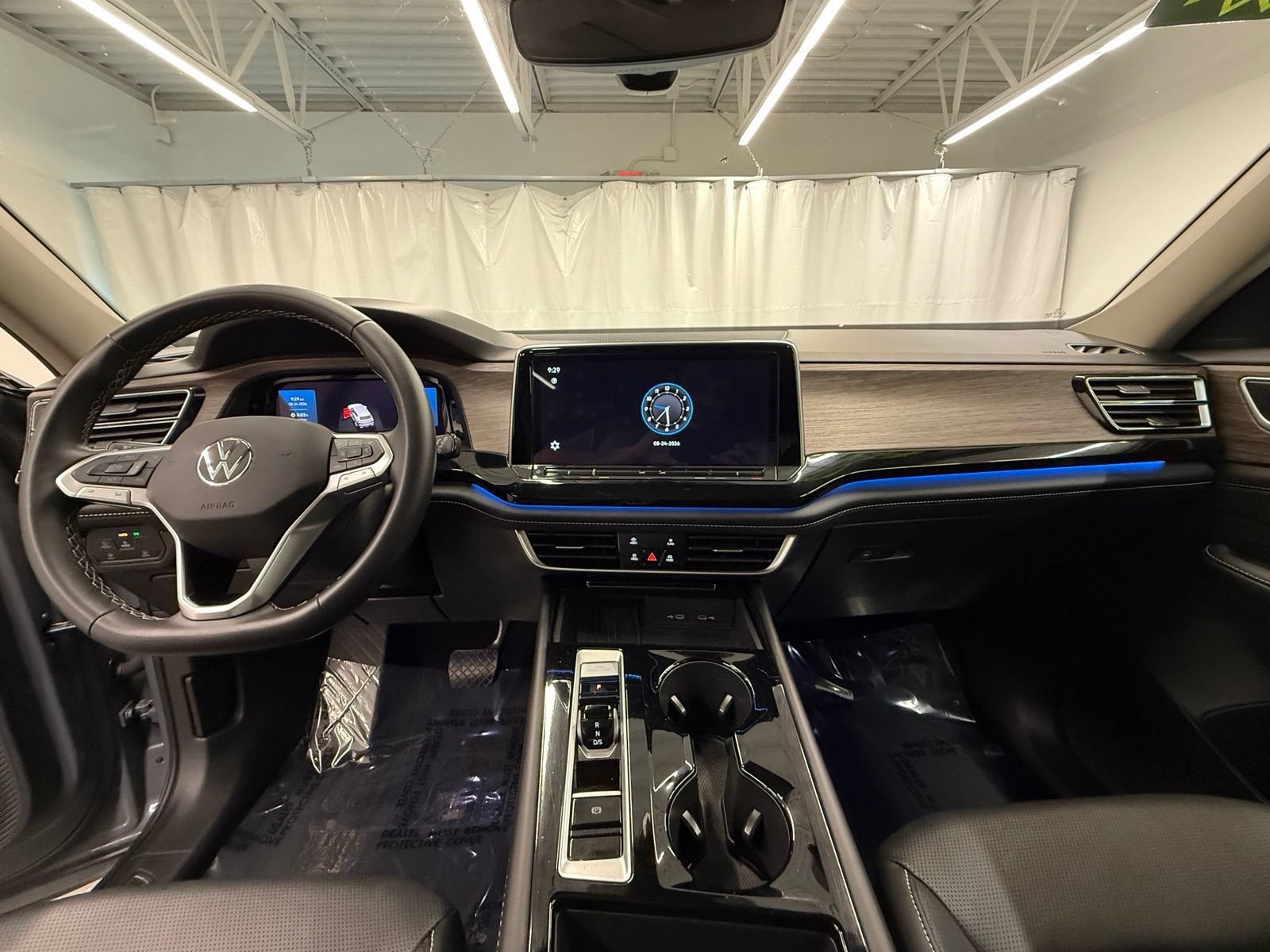2025 Volkswagen Atlas 2.0T SEL
