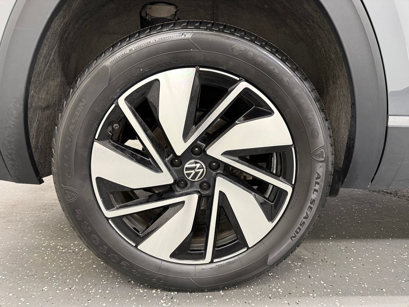 2025 Volkswagen Atlas 2.0T SEL
