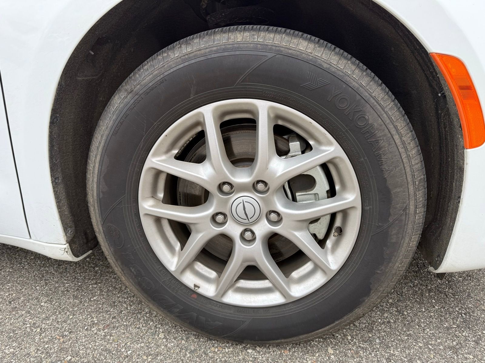 2025 Chrysler Pacifica Select