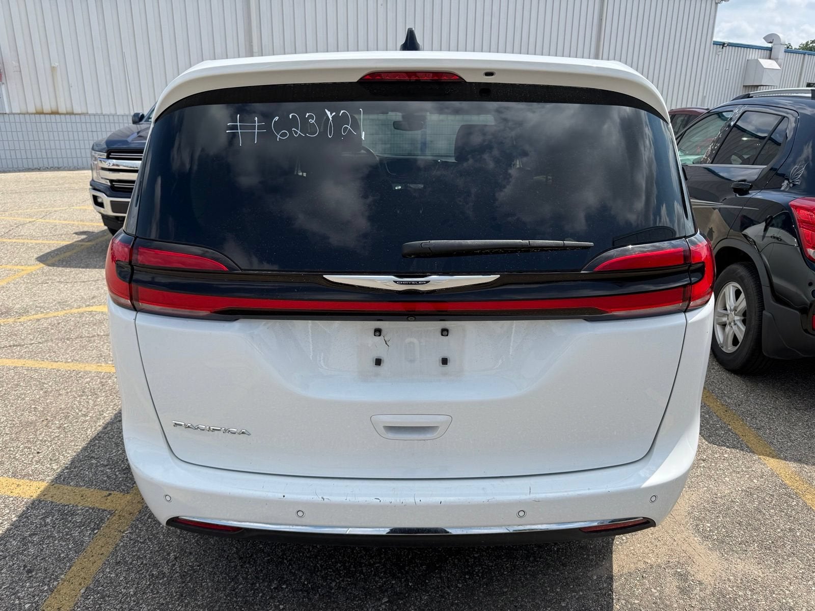 2023 Chrysler Pacifica Touring L