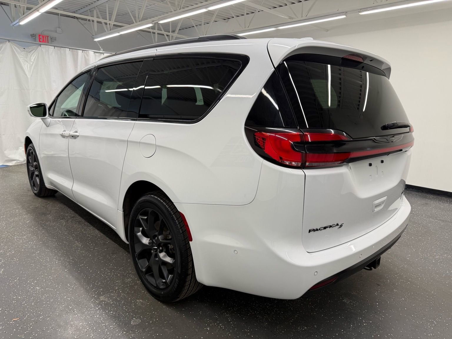 2021 Chrysler Pacifica Touring L