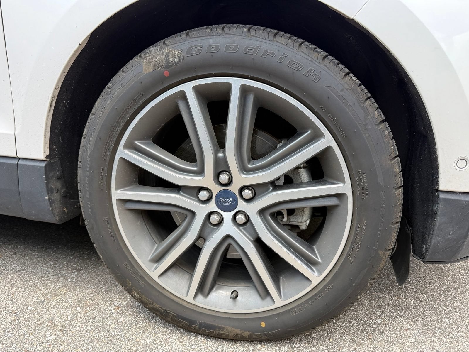 2019 Ford Edge Titanium