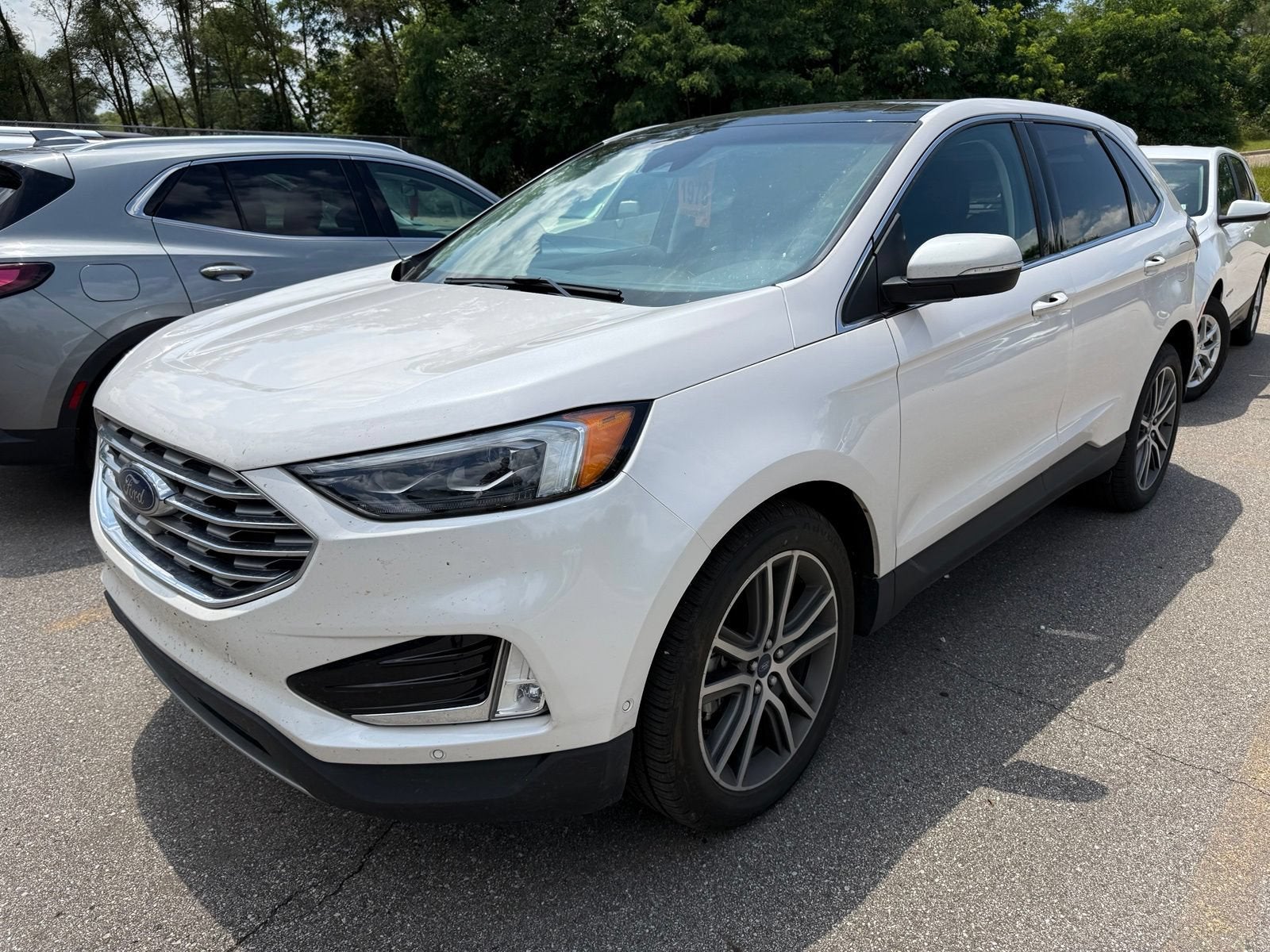 2019 Ford Edge Titanium