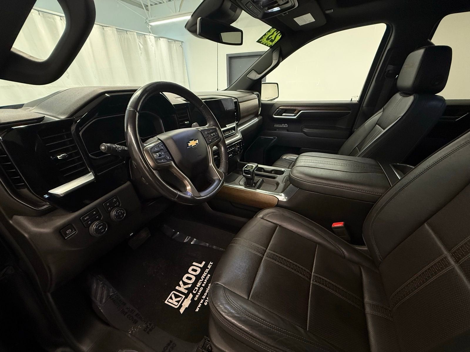 2023 Chevrolet Silverado 1500 High Country