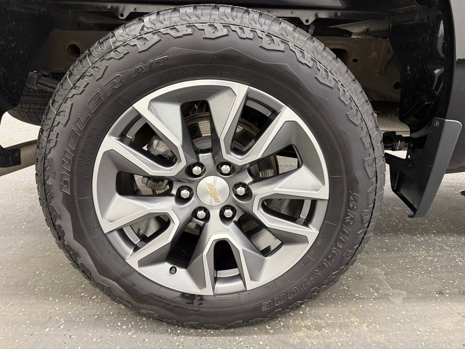 2024 Chevrolet Silverado 1500 LT (2FL)