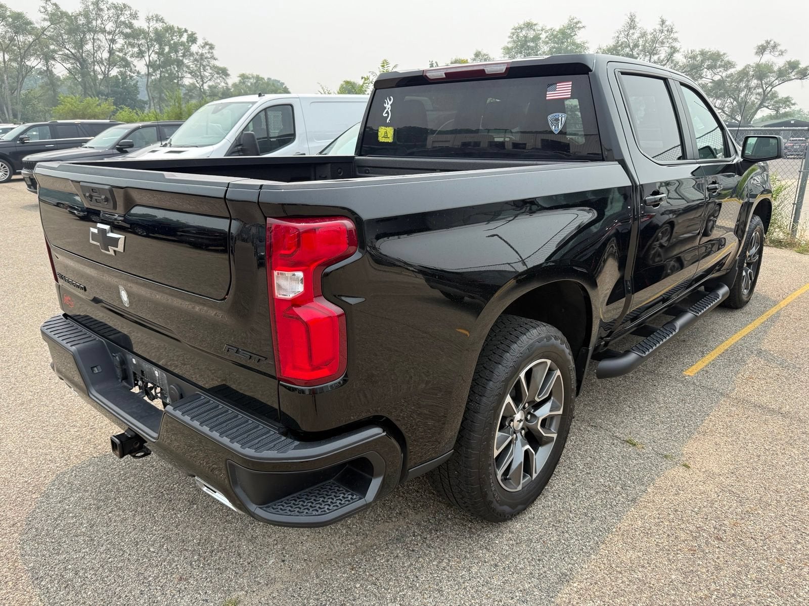 3GCUDEE88RG252105